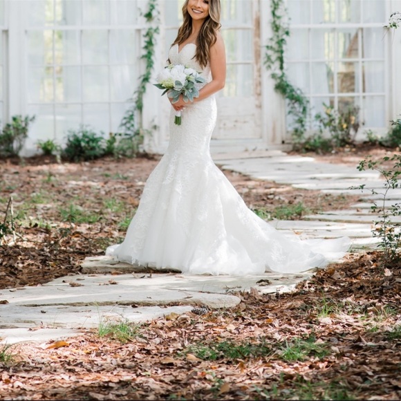 Allure Wedding Dress Mermaid Style! Retailed for $3,000 - Picture 10 of 12